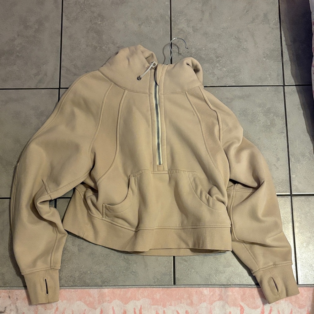 lululemon athletica Cropped Half-Zip Hoodie in Beige/Tan
